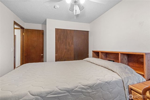 6743 La Bello Drive, Lynden, WA 98264