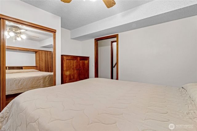 6743 La Bello Drive, Lynden, WA 98264