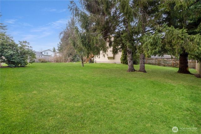 6743 La Bello Drive, Lynden, WA 98264