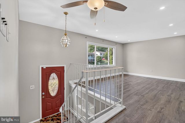 4812 KENTBURY CT, Woodbridge, VA 22193