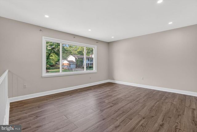 4812 KENTBURY CT, Woodbridge, VA 22193