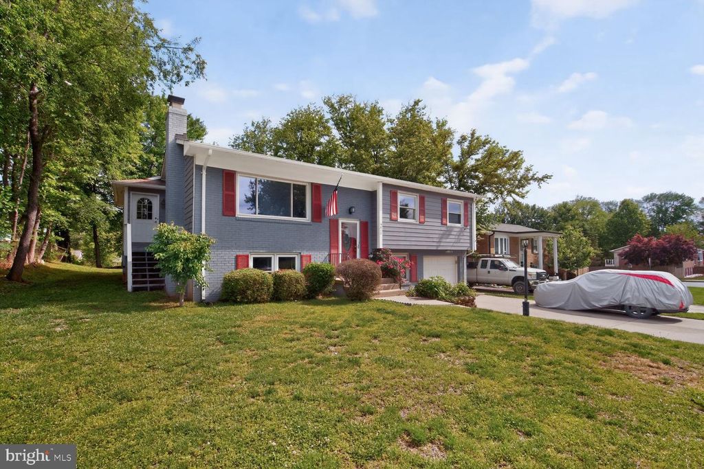 4812 KENTBURY CT, Woodbridge, VA 22193