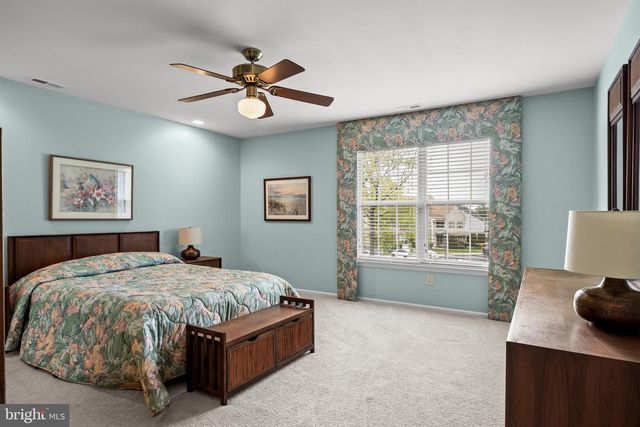 995B SCOTSWOOD COURT, Mount Laurel, NJ 08054