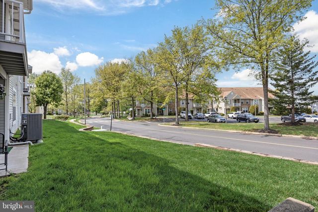 995B SCOTSWOOD COURT, Mount Laurel, NJ 08054