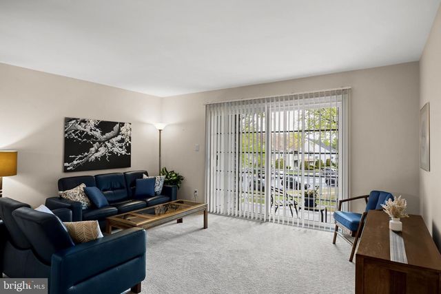 995B SCOTSWOOD COURT, Mount Laurel, NJ 08054