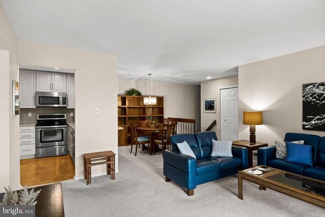 995B SCOTSWOOD COURT, Mount Laurel, NJ 08054