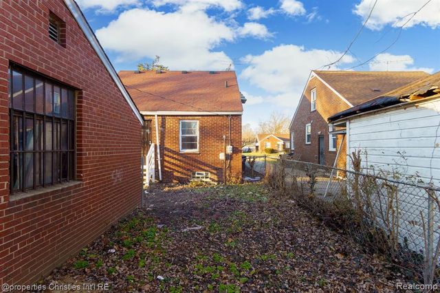 17902 Chester Street, Detroit, MI 48224