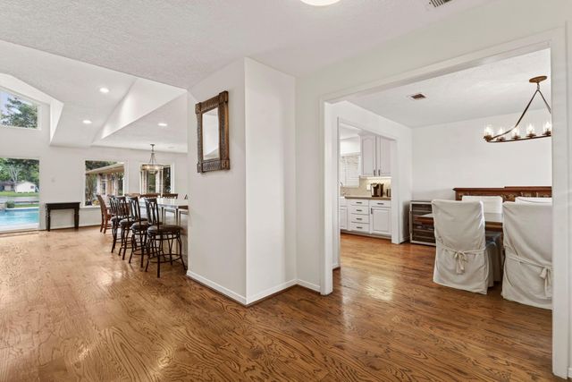 522 Oyster Creek Drive, Sugar Land, TX 77478