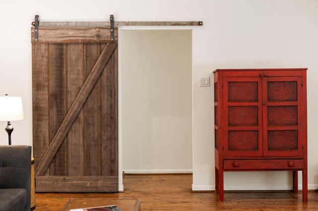 522 Oyster Creek Drive, Sugar Land, TX 77478