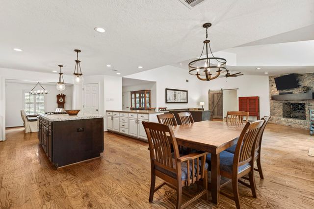 522 Oyster Creek Drive, Sugar Land, TX 77478