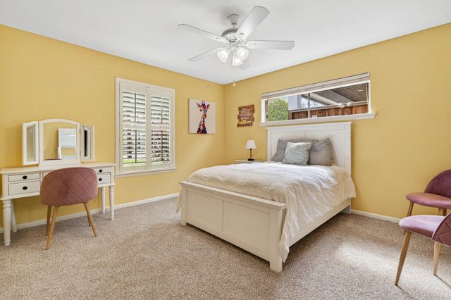 522 Oyster Creek Drive, Sugar Land, TX 77478