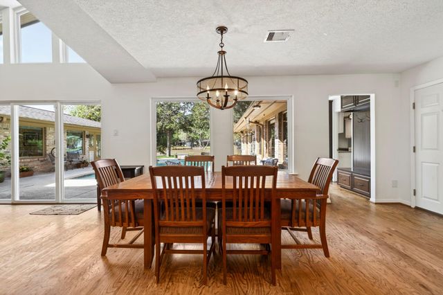 522 Oyster Creek Drive, Sugar Land, TX 77478