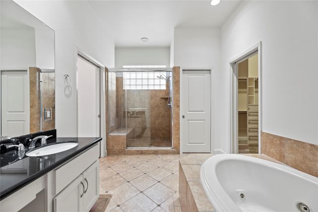 5205 Rose Street B, Houston, TX 77007