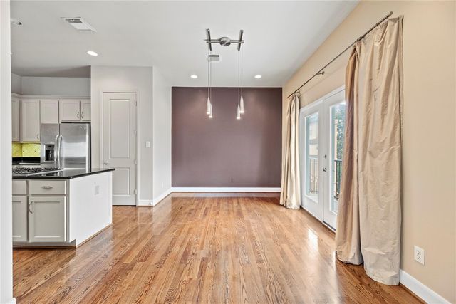 5205 Rose Street B, Houston, TX 77007