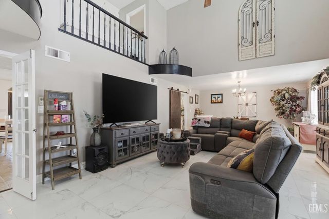 12008 Palm Avenue, Bakersfield, CA 93312