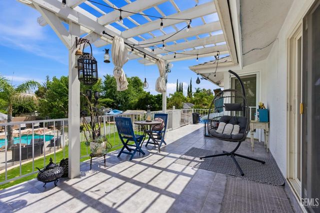 12008 Palm Avenue, Bakersfield, CA 93312