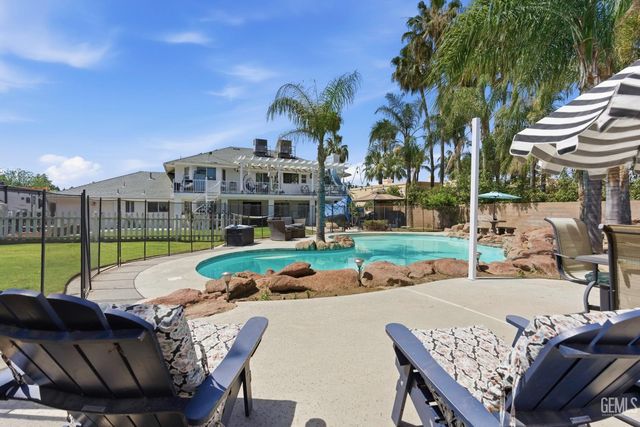 12008 Palm Avenue, Bakersfield, CA 93312