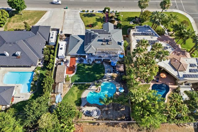 12008 Palm Avenue, Bakersfield, CA 93312