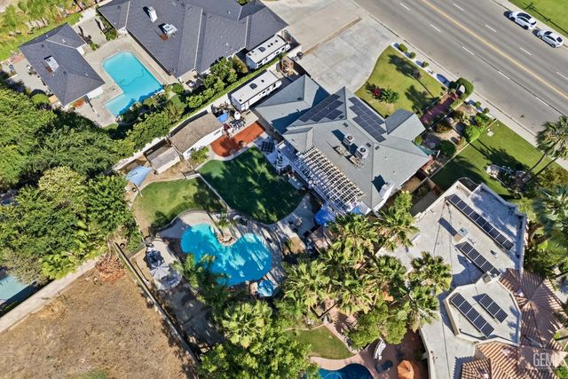 12008 Palm Avenue, Bakersfield, CA 93312