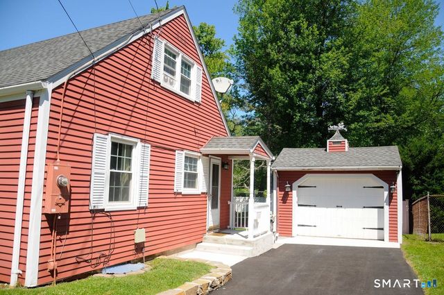 109 White Street, Manchester, CT 06042