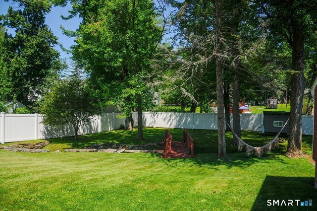 109 White Street, Manchester, CT 06042