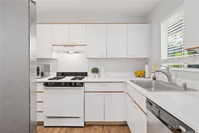 91-1058 Kekuilani Loop 205, Kapolei, HI 96707