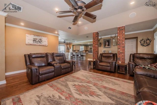 2 GILBERT ROAD, Burkburnett, TX 76354