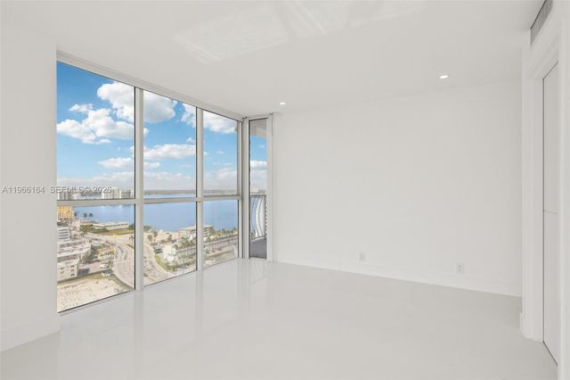 7601 E Treasure Dr 2305, North Bay Village, FL 33141