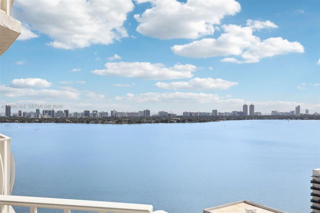 7601 E Treasure Dr 2305, North Bay Village, FL 33141