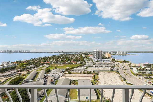 7601 E Treasure Dr 2305, North Bay Village, FL 33141