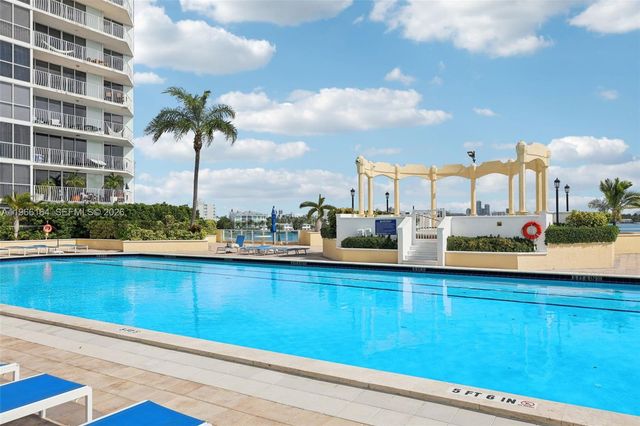 7601 E Treasure Dr 2305, North Bay Village, FL 33141