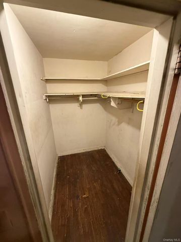 4242 Colden Street C15, Flushing, NY 11355