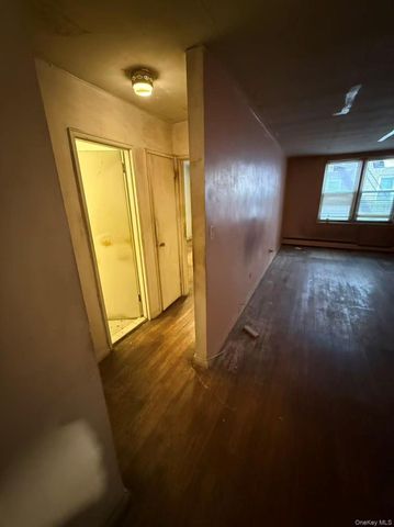 4242 Colden Street C15, Flushing, NY 11355