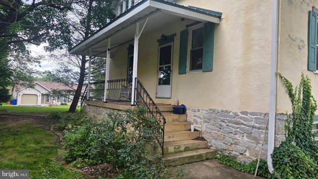 43 HARMONY HALL DR, Carlisle, PA 17015
