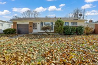 11536 Diamond Drive, Sterling Heights, MI 48314