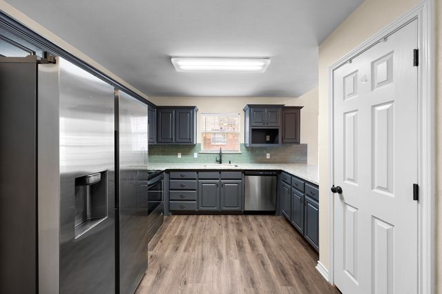 324 N Tolbert Avenue, Sherman, TX 75092
