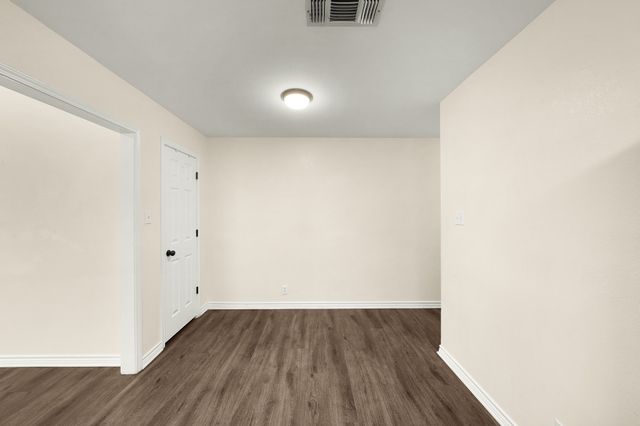 324 N Tolbert Avenue, Sherman, TX 75092