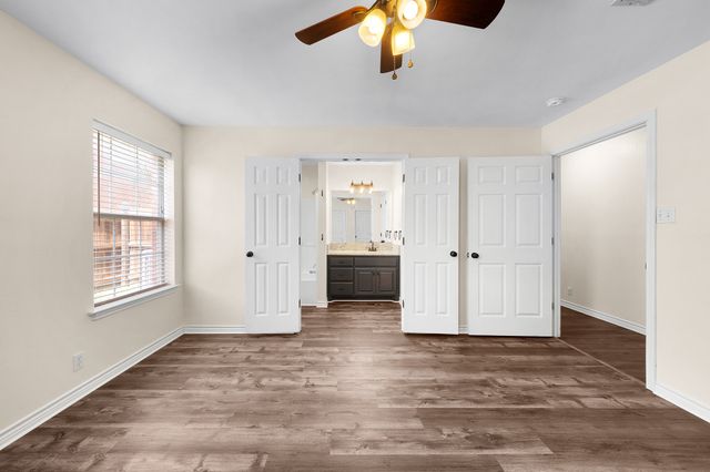 324 N Tolbert Avenue, Sherman, TX 75092