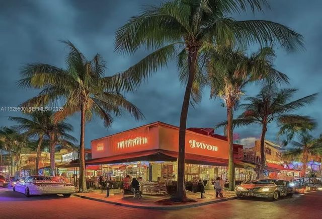 909 NE 7th St, Pompano Beach, FL 33060