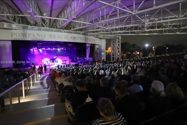 909 NE 7th St, Pompano Beach, FL 33060