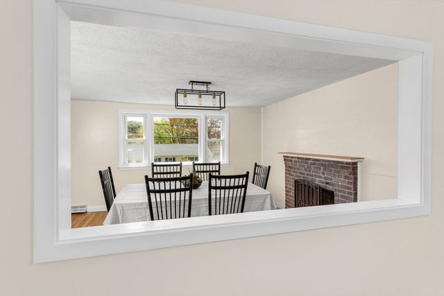 15 Mayflower Road, Norwood, MA 02062