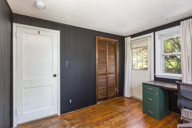 15 Mayflower Road, Norwood, MA 02062