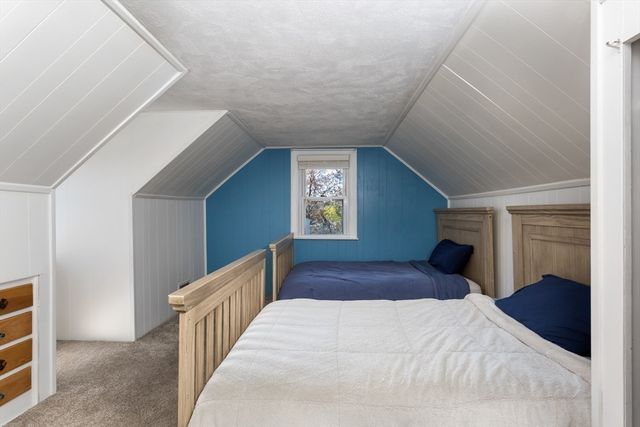 15 Mayflower Road, Norwood, MA 02062