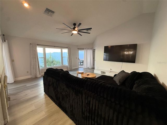 10400 CASA GRANDE CIRCLE, Spring Hill, FL 34608