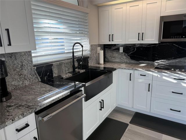 10400 CASA GRANDE CIRCLE, Spring Hill, FL 34608