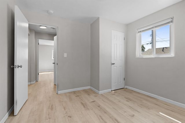 934 E Montgomery Ave, Spokane, WA 99207