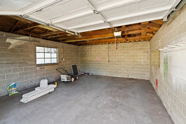 934 E Montgomery Ave, Spokane, WA 99207