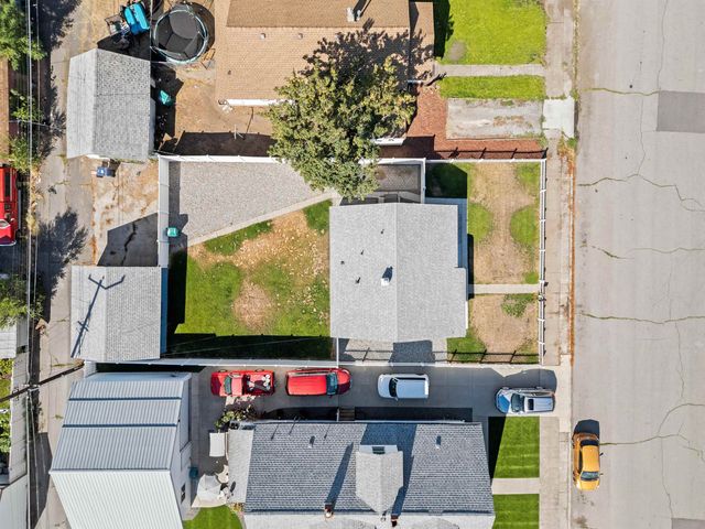 934 E Montgomery Ave, Spokane, WA 99207