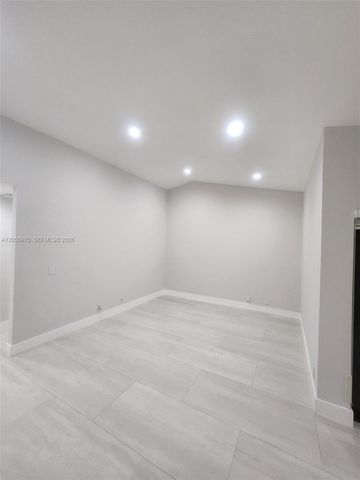 6376 NW 170th Ln 6376, Hialeah, FL 33015