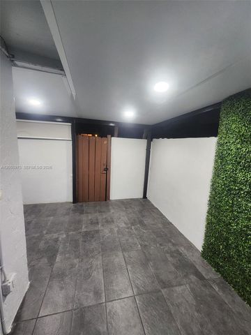 6376 NW 170th Ln 6376, Hialeah, FL 33015